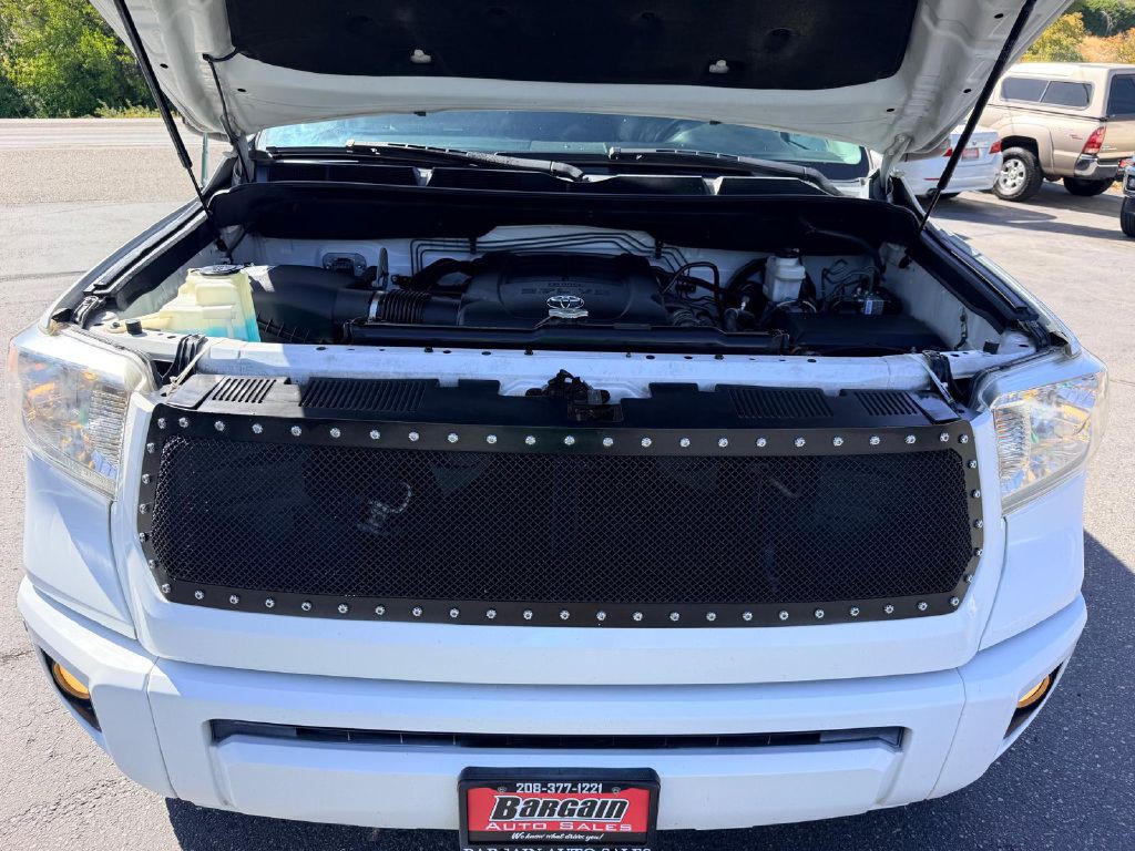 2015 Toyota Tundra Image 10