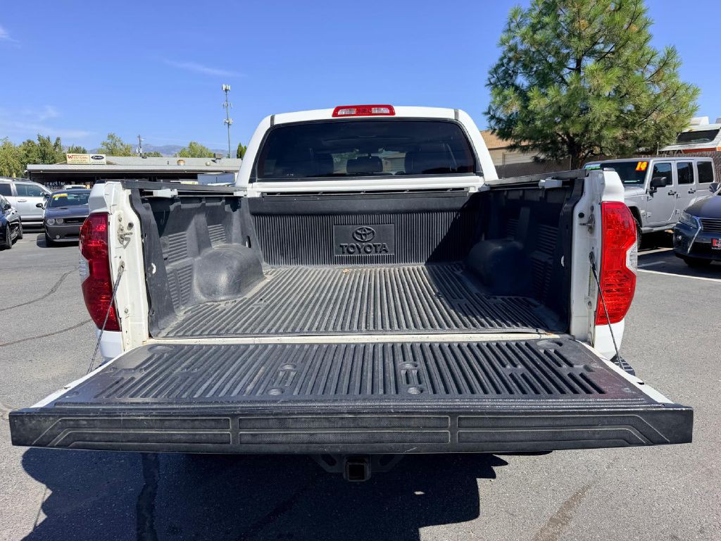 2015 Toyota Tundra Image 11