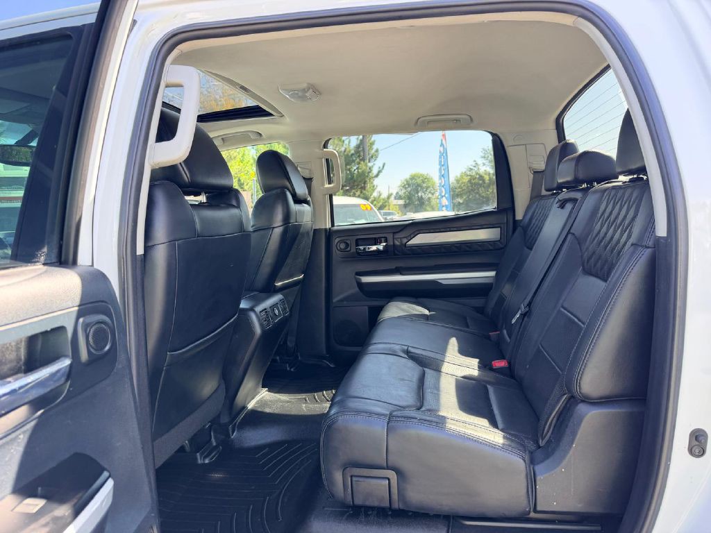 2015 Toyota Tundra Image 13