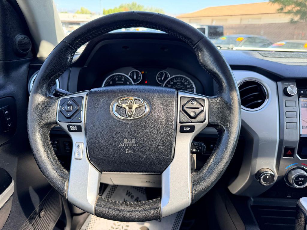 2015 Toyota Tundra Image 18