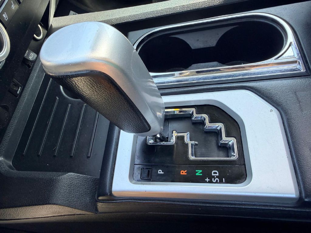 2015 Toyota Tundra Image 22