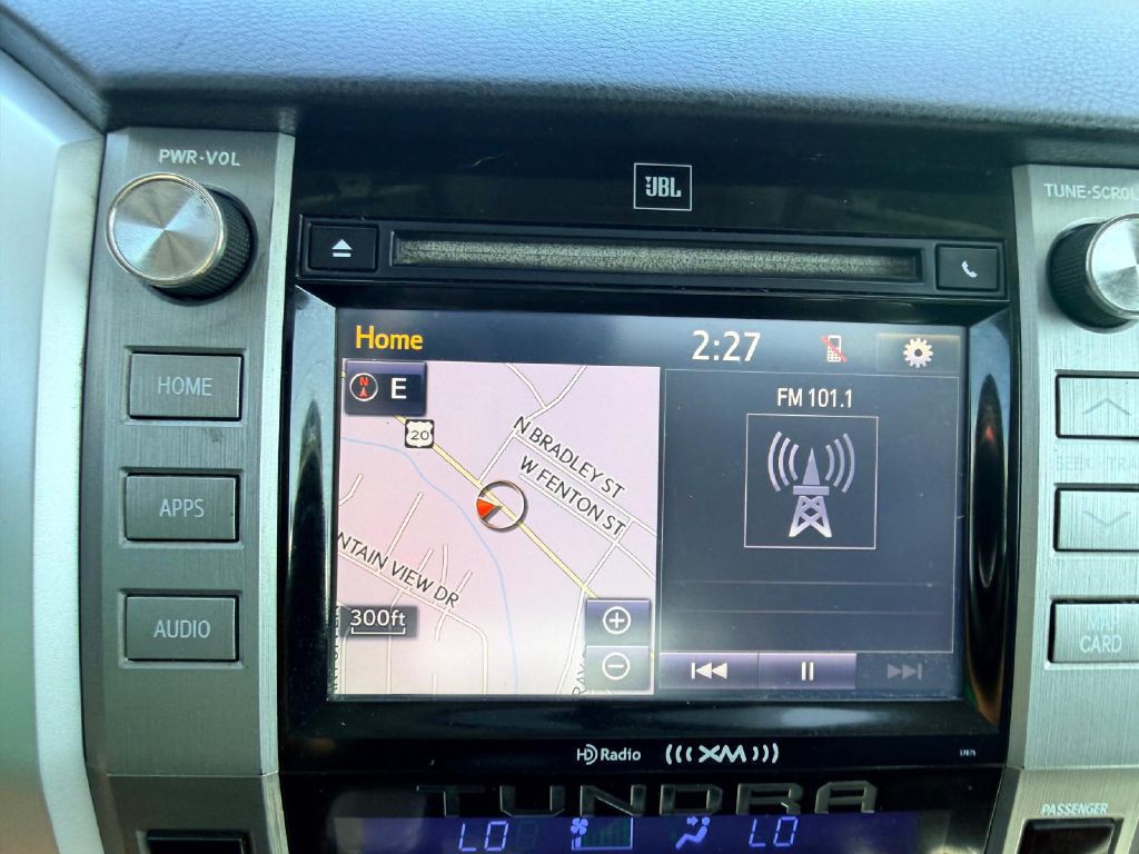 2015 Toyota Tundra Image 26