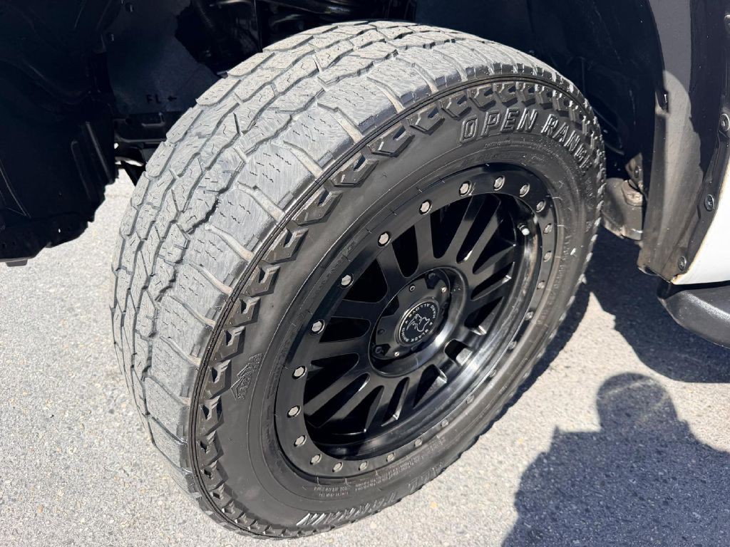 2015 Toyota Tundra Image 37
