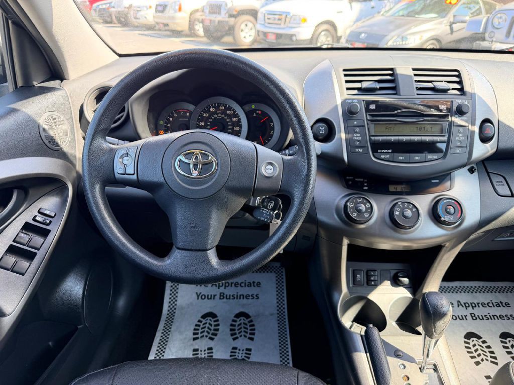 2009 Toyota Rav4 Image 17
