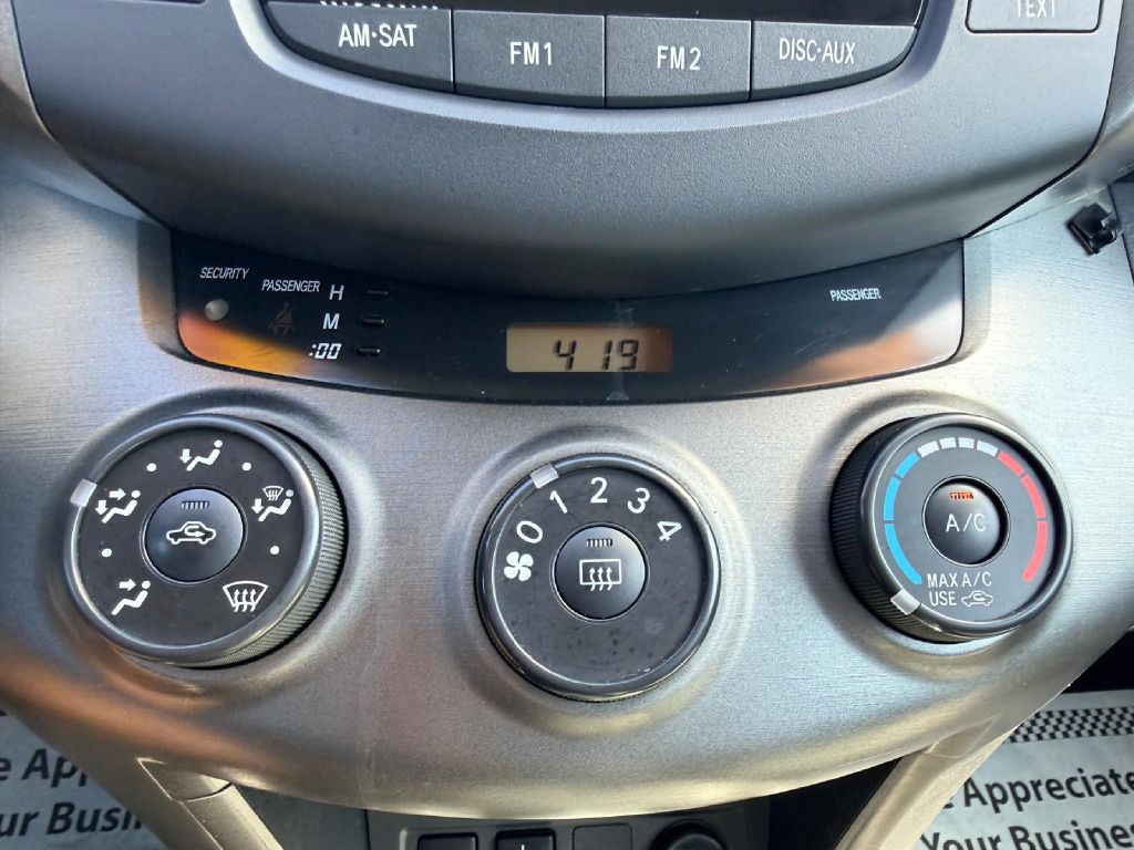 2009 Toyota Rav4 Image 24