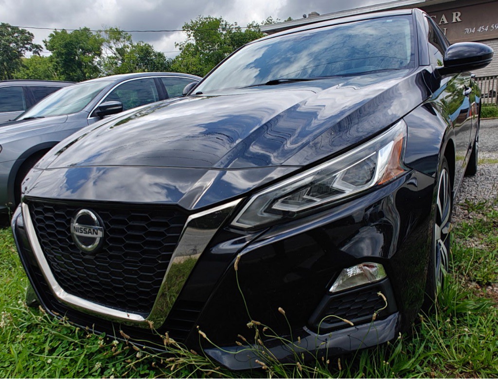 2020 Nissan Altima Image 1