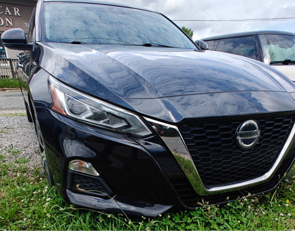 2020 Nissan Altima Image 2