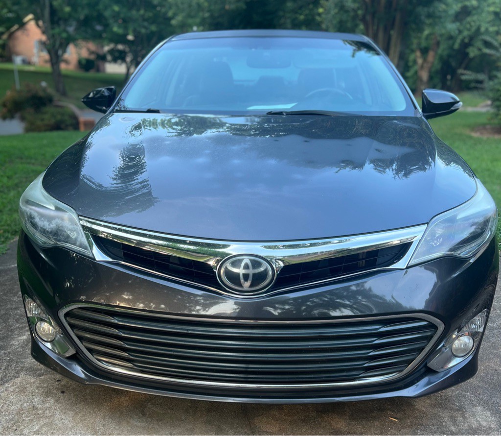 2014 Toyota Avalon Image 1