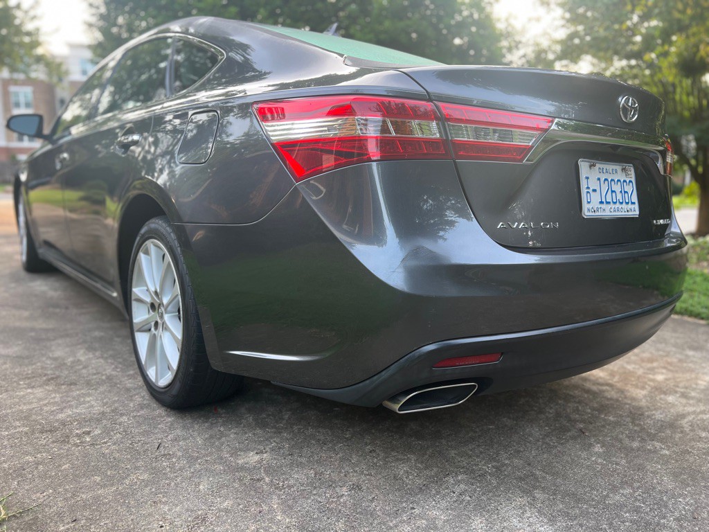 2014 Toyota Avalon Image 3