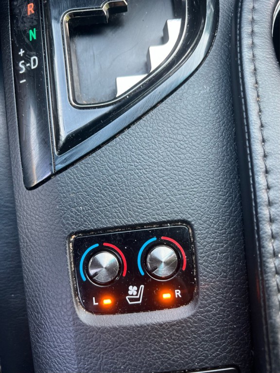 2014 Toyota Avalon Image 7
