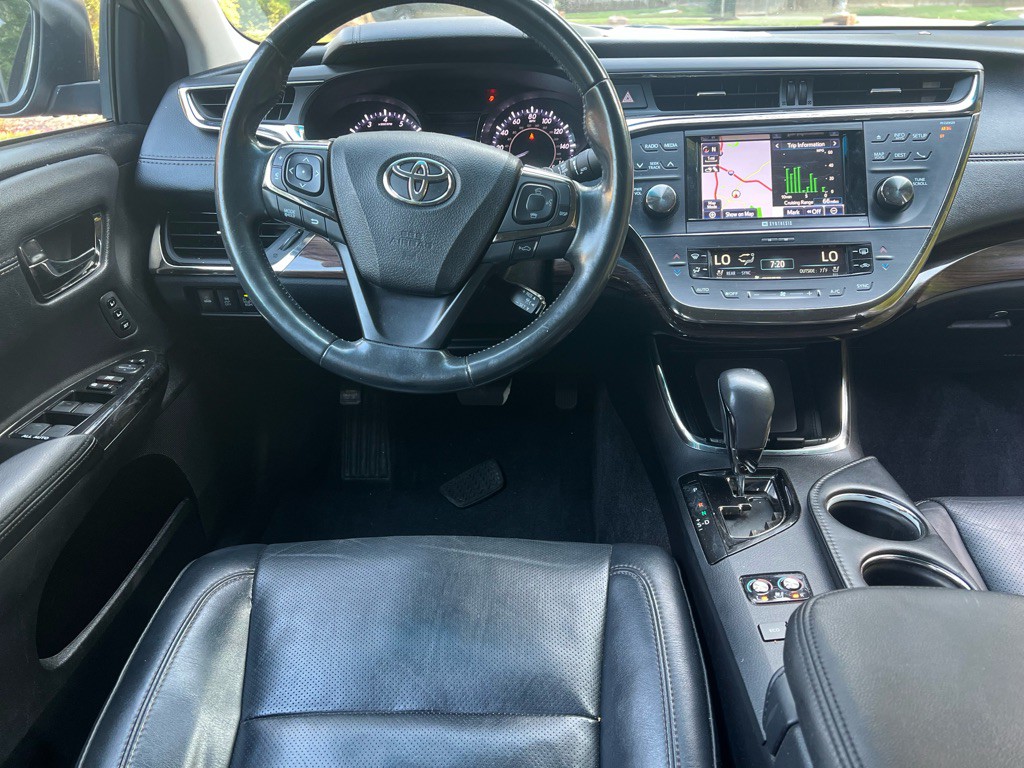 2014 Toyota Avalon Image 11
