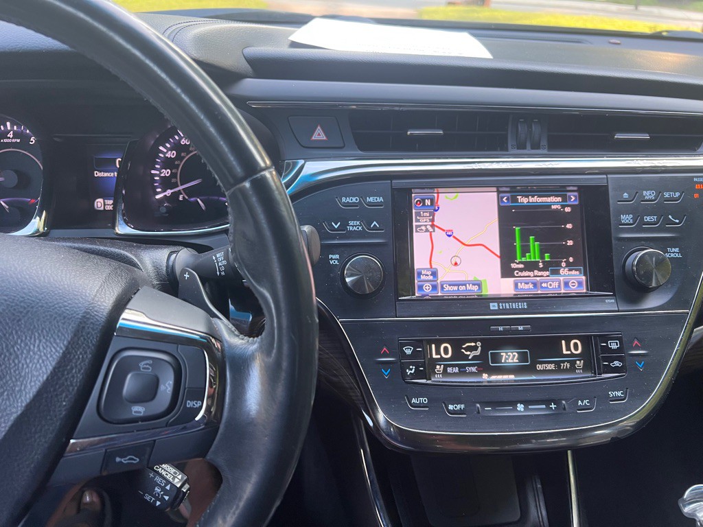 2014 Toyota Avalon Image 13
