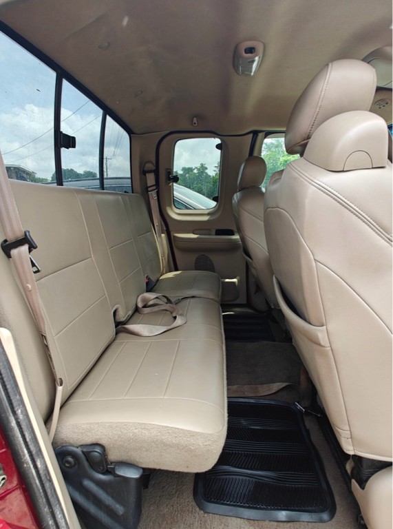 2002 Ford F-150 Image 7