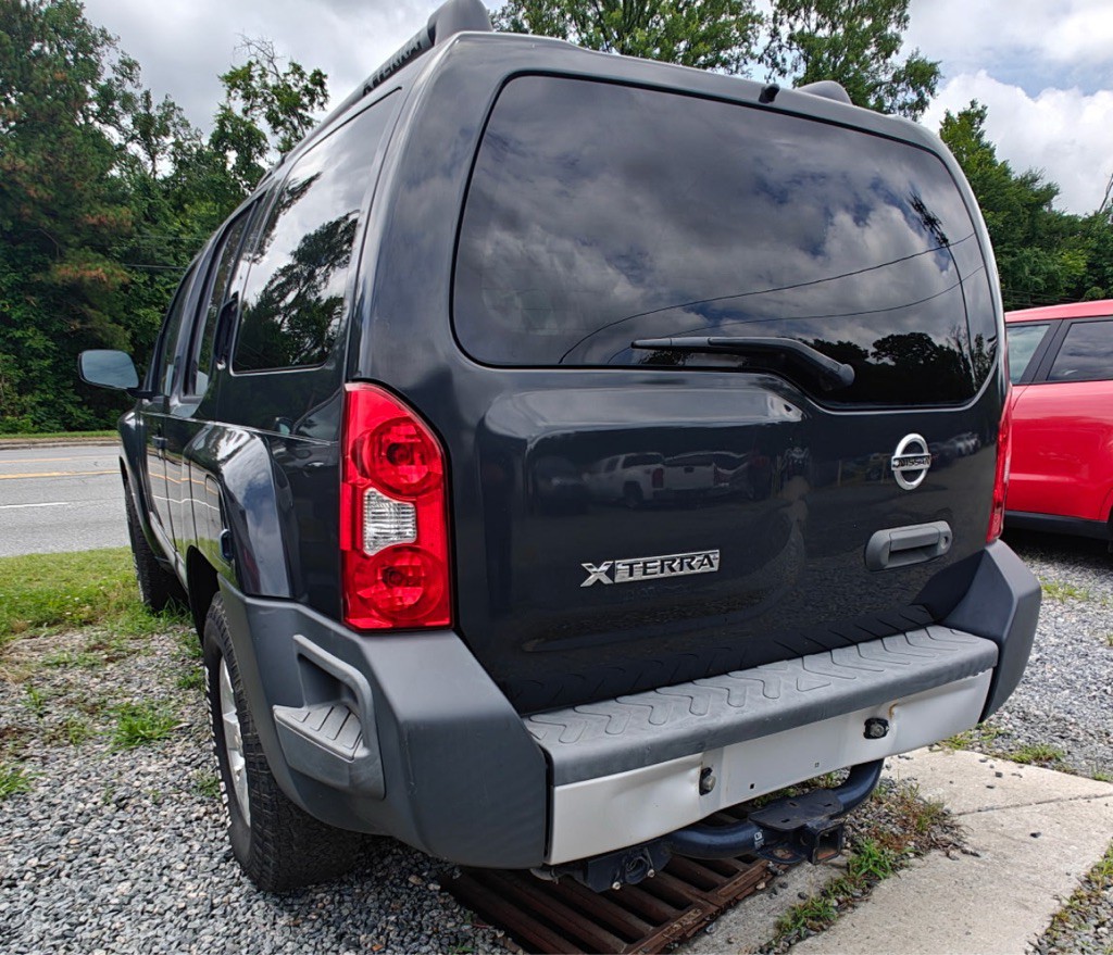 2011 Nissan Xterra Image 3
