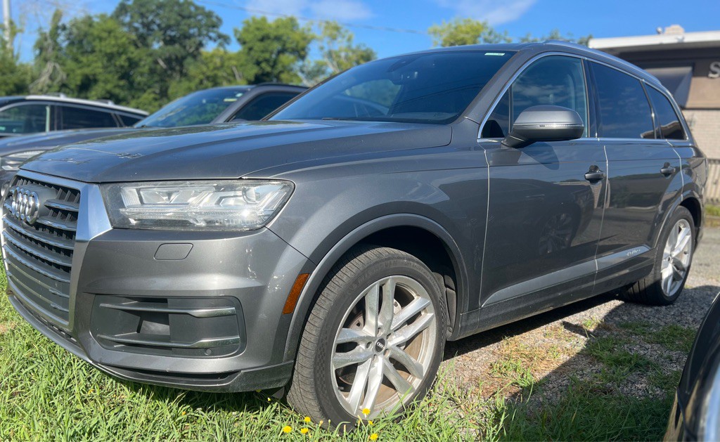 2017 Audi Q7 Image 1
