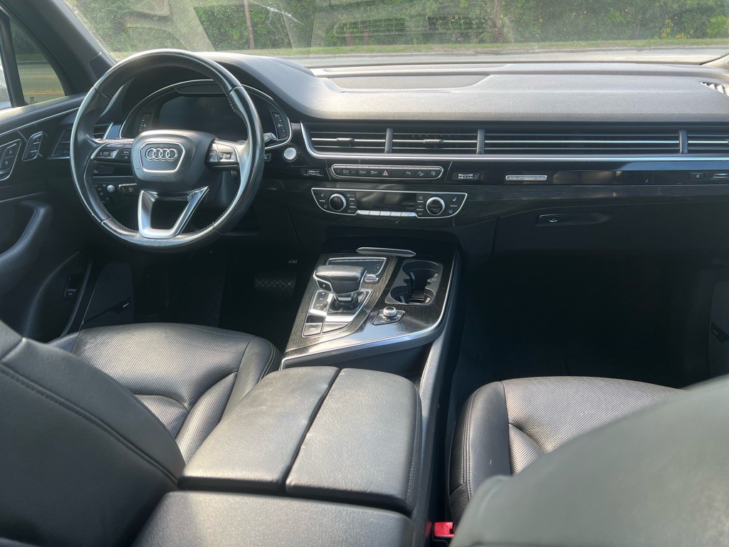 2017 Audi Q7 Image 6