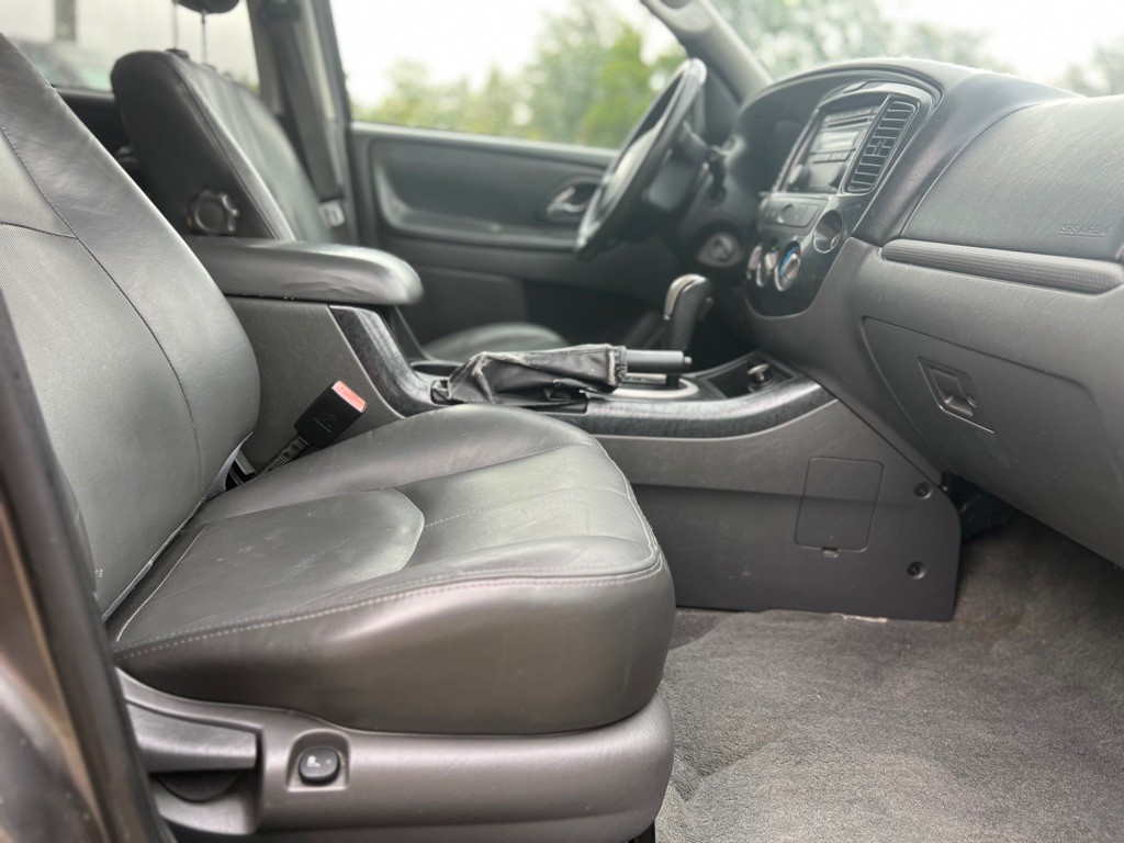 2006 Mazda Tribute Image 7