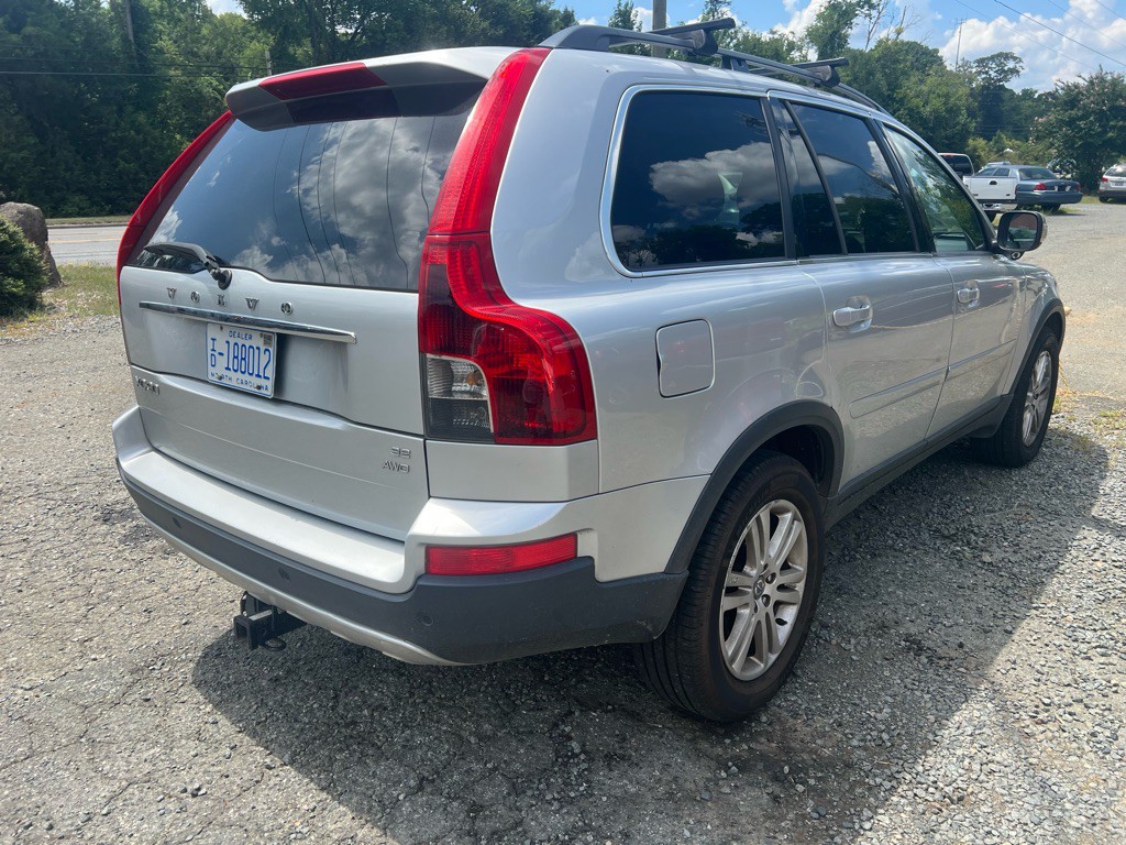 2010 Volvo XC90 Image 3