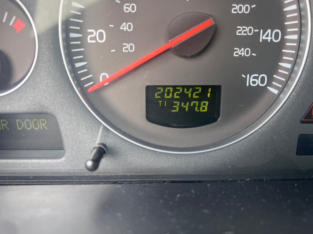 2010 Volvo XC90 Image 10