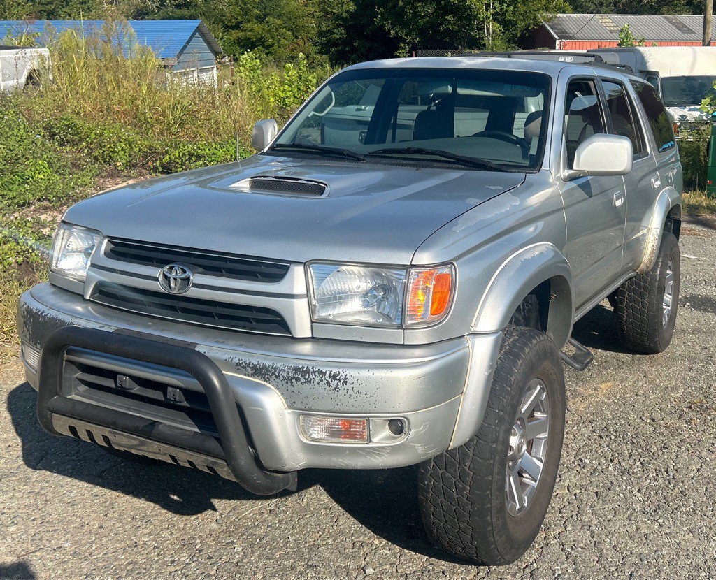 2001 Toyota 4Runner Image 2