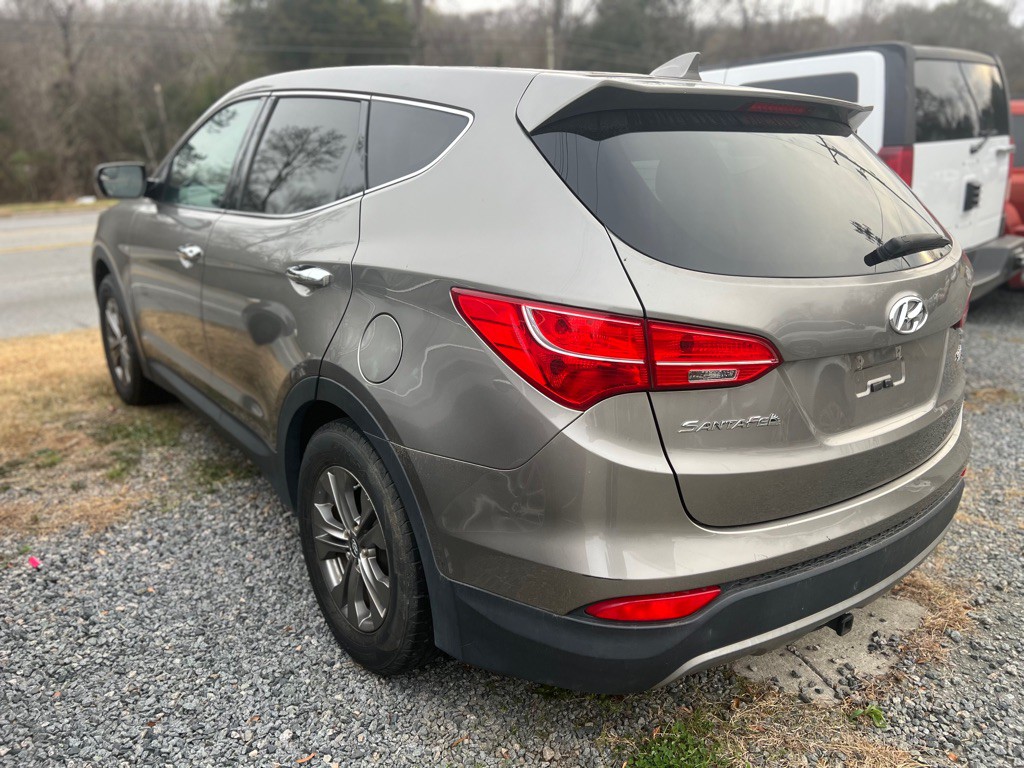 2015 Hyundai Santa Fe Sport Image 3