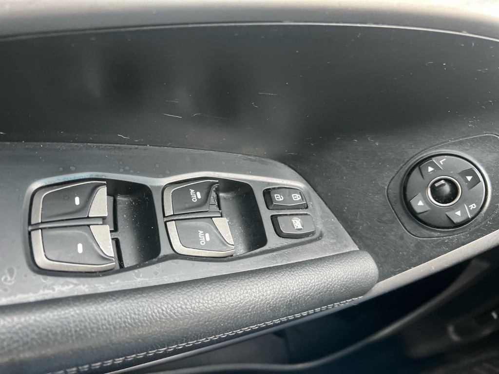 2015 Hyundai Santa Fe Sport Image 9