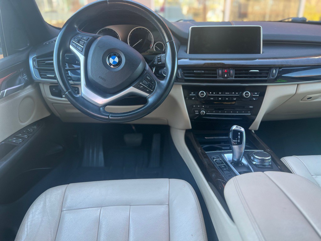 2017 BMW X5 Image 5