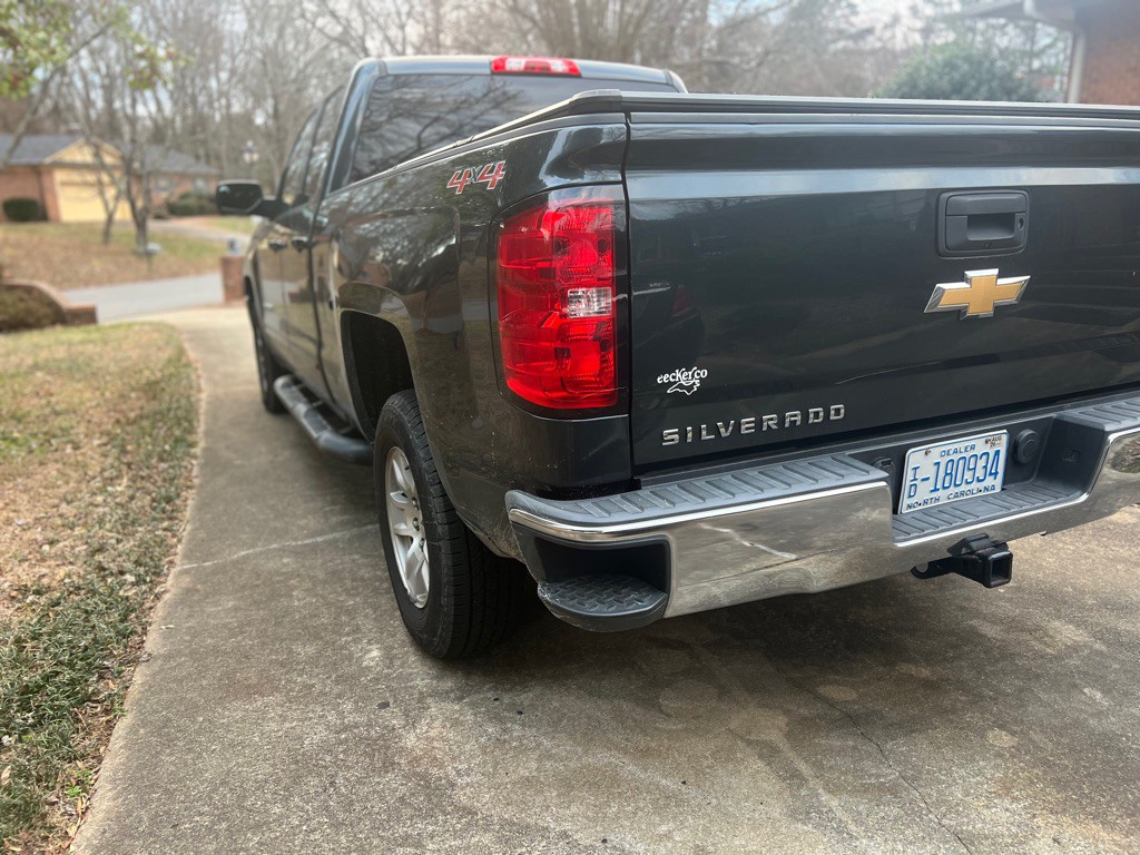 2017 Chevrolet Silverado 1500 Image 3