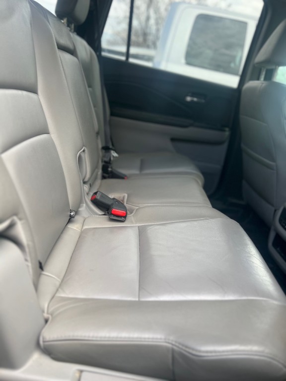 2016 Honda Pilot Image 8