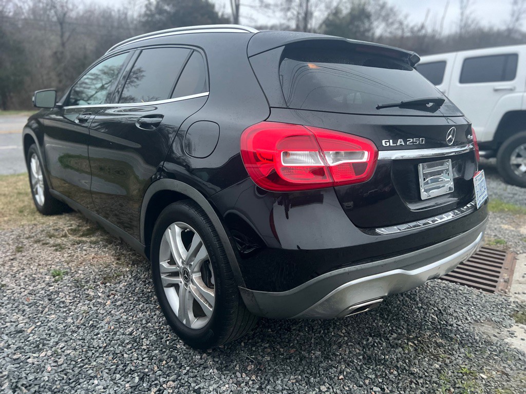 2018 Mercedes-Benz GLA-Class Image 3