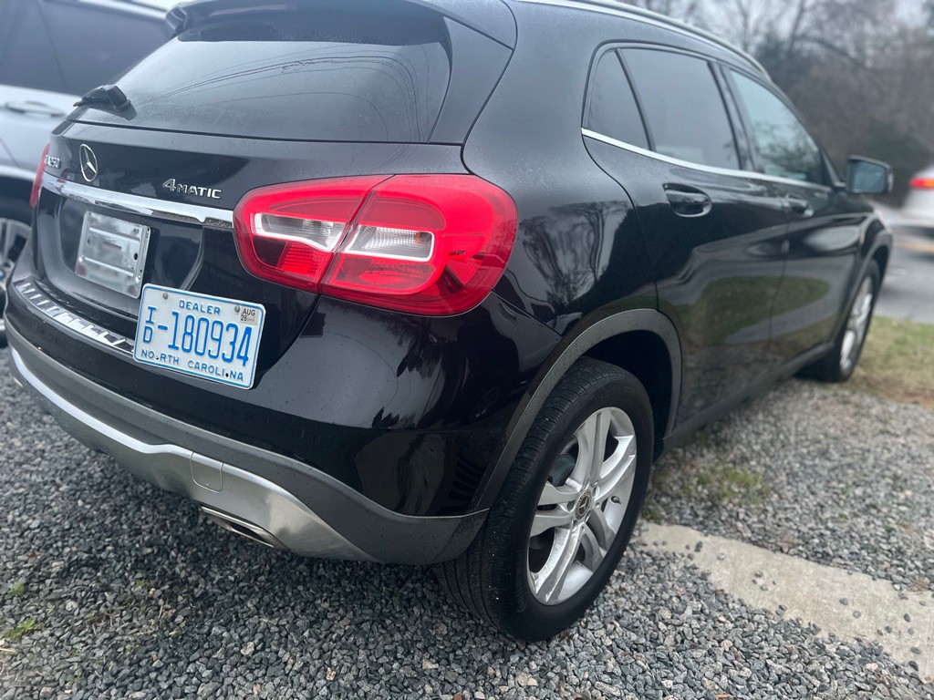 2018 Mercedes-Benz GLA-Class Image 4