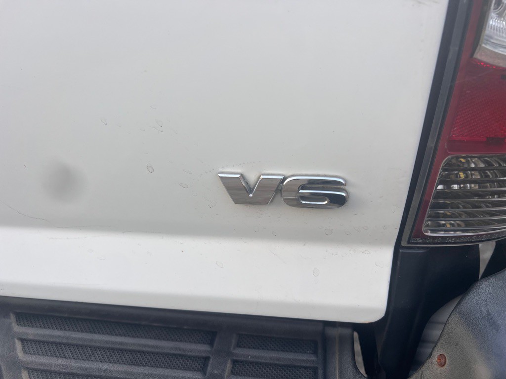 2013 Toyota Tacoma Image 6