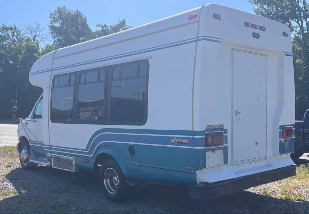 1997 Ford Econoline Image 3