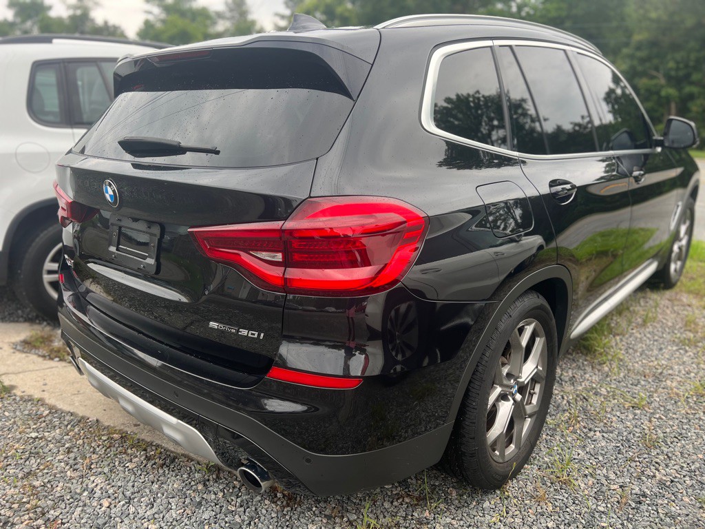 2021 BMW X3 Image 3