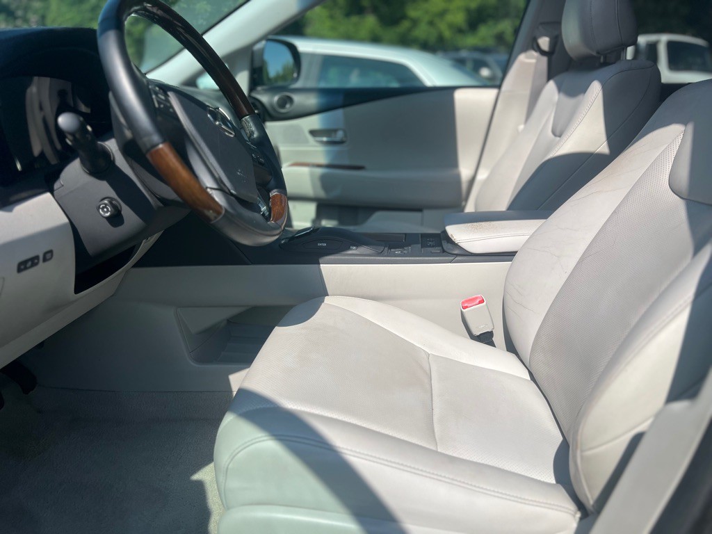 2010 Lexus RX Image 5