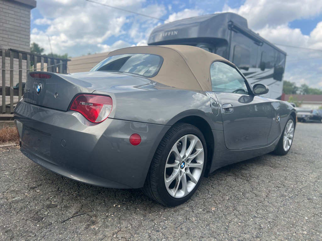 2007 BMW Z4 Image 3
