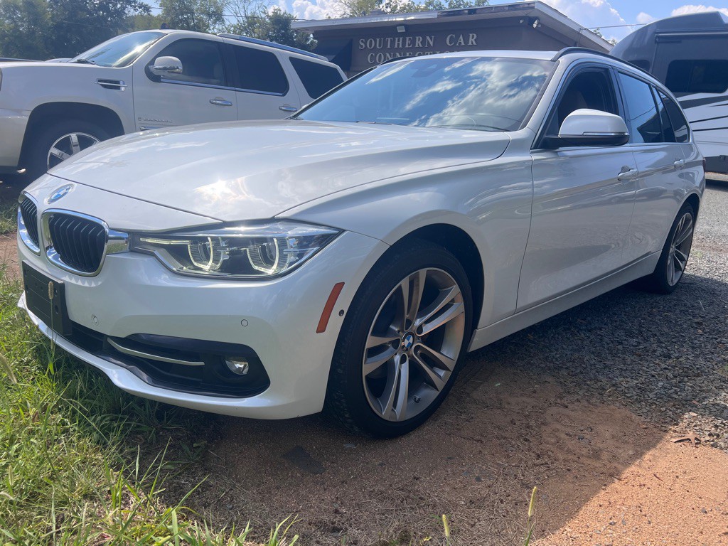 2017 BMW 3 Series Image 2