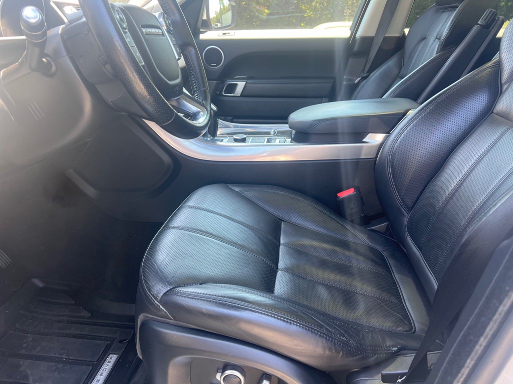 2016 Land Rover Range Rover Sport Image 9