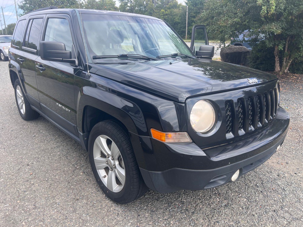 2011 Jeep Patriot Image 2