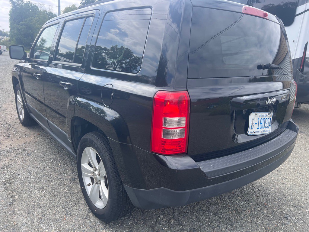 2011 Jeep Patriot Image 3
