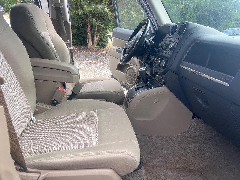 2011 Jeep Patriot Image 5