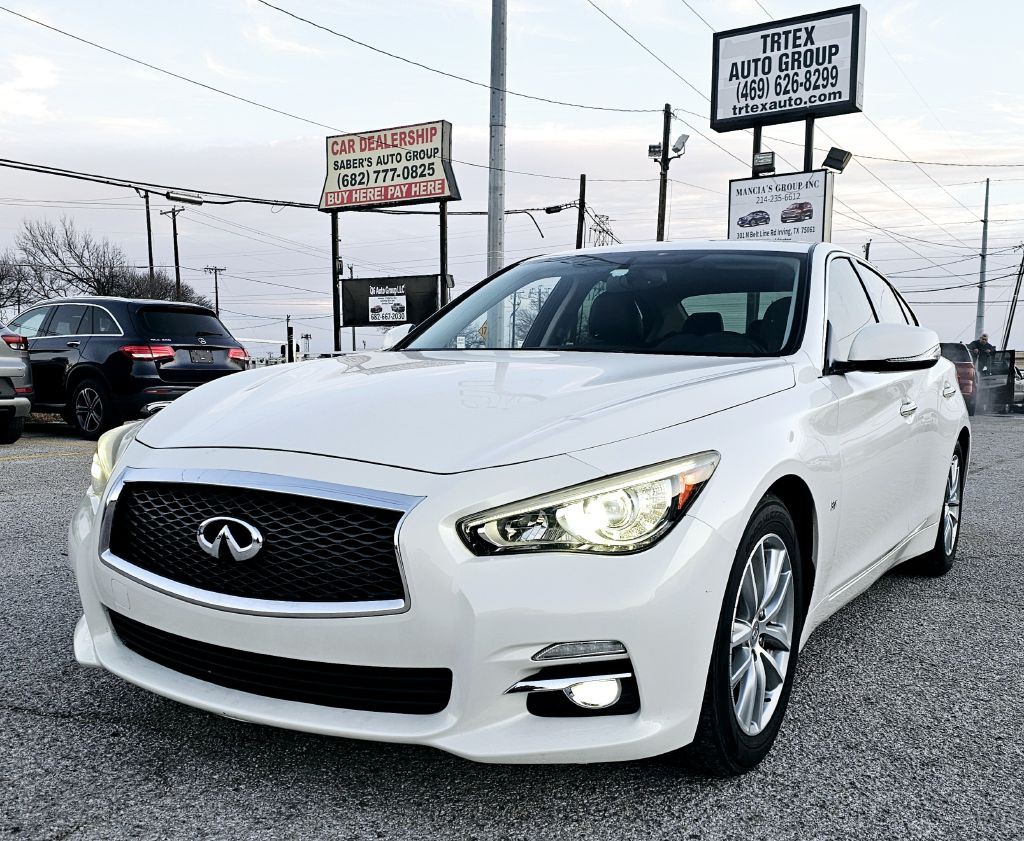 2015 INFINITI Q50 Image 1