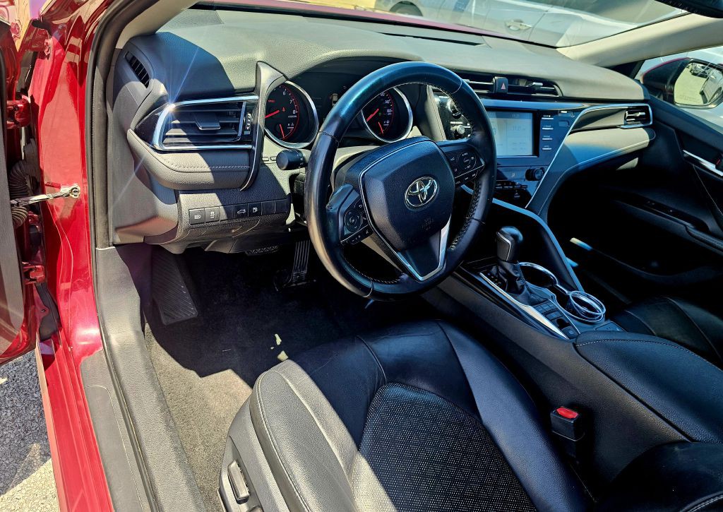 2018 Toyota Camry Image 13