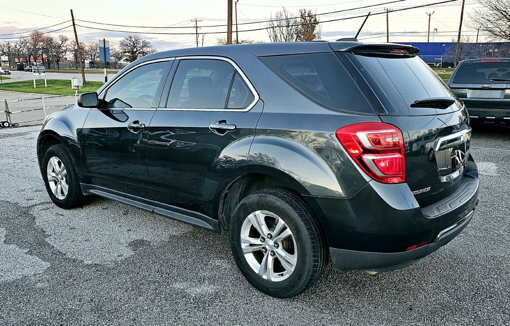 2017 Chevrolet Equinox Image 4