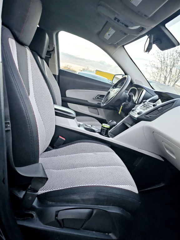 2017 Chevrolet Equinox Image 13