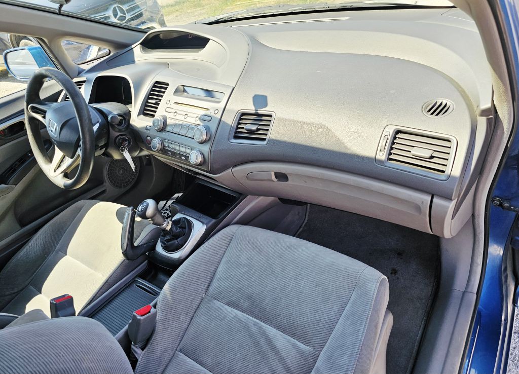 2011 Honda Civic Image 15