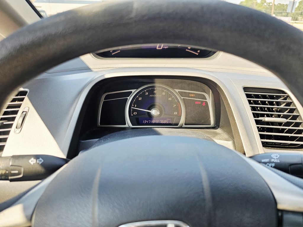 2011 Honda Civic Image 18