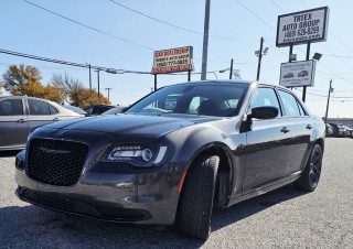 Image for 2020 Chrysler 300 Touring ID: 6841159