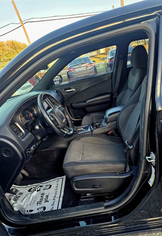 2018 Dodge Charger Image 10