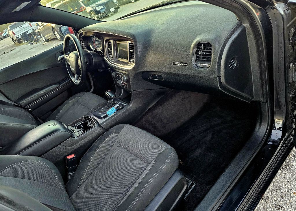 2018 Dodge Charger Image 13